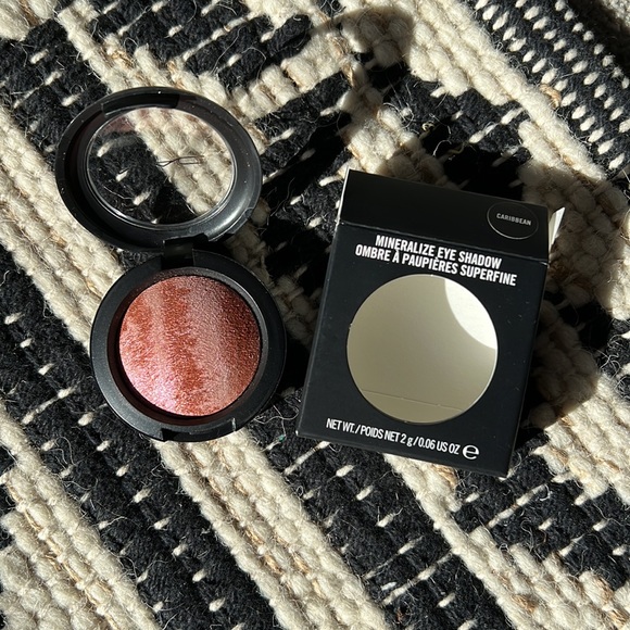 MAC NIB Mineralize Eyeshadow - Caribbean - Picture 5 of 7